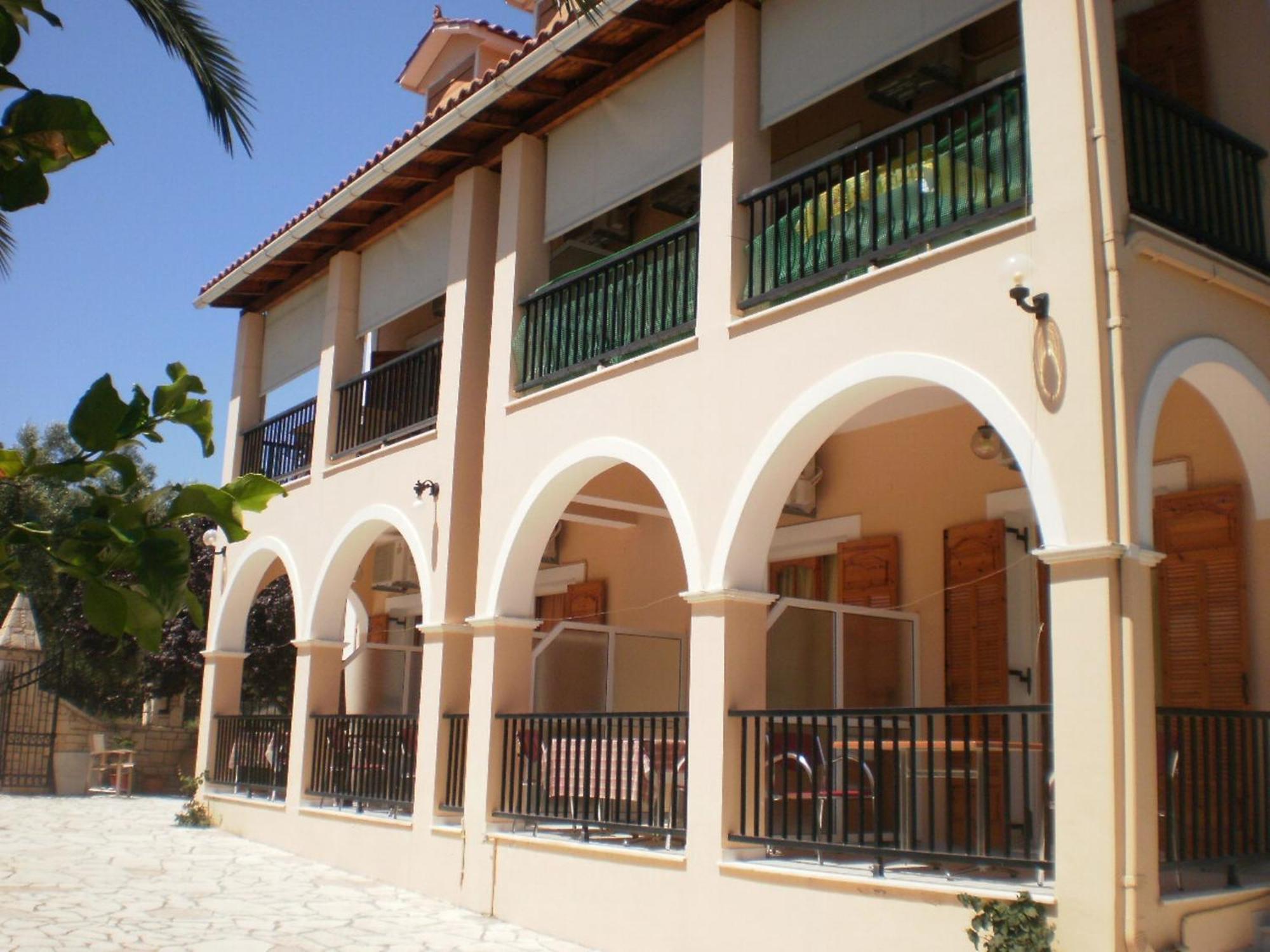 Loukas Inn Family Resort Keri Exterior foto